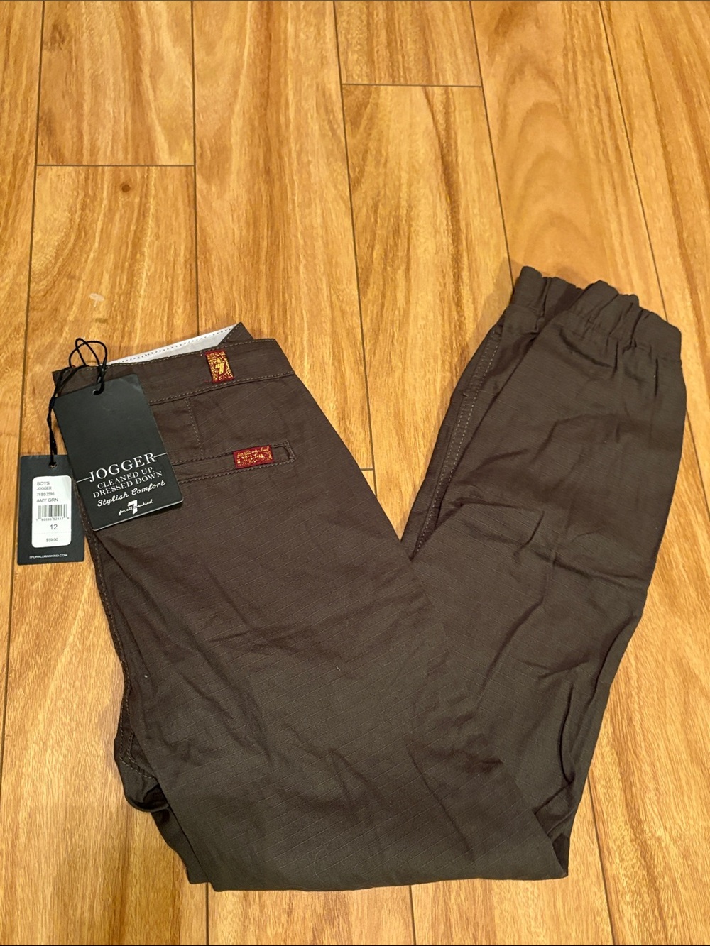 NWT 7 for all Mankind boys jogger in army green, sz 12. Msrp $59. 100 % cotton.